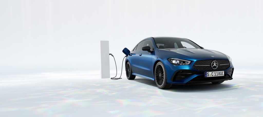 ¿Por qué elegir un Mercedes-Benz híbrido enchufable en 2025?