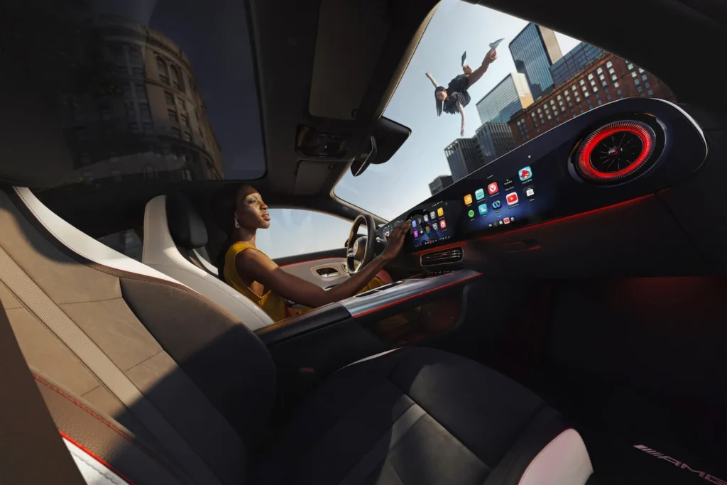 Cómo Funciona el Sistema MBUX Mercedes: Tecnología, Ventajas y Usos 2025